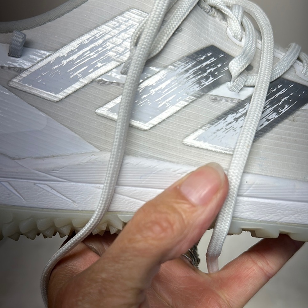 adidas Men's Athletic Shoes in Gray and White women’s9.0 Men 7.5 - Picture 4 of 15